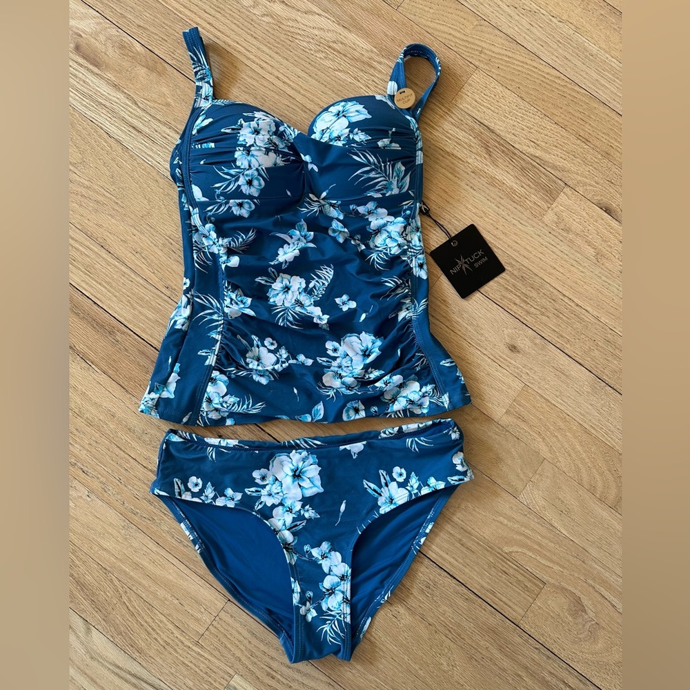 Nip Tuck Swim Tankini Swimming Suit - NWT - size 6